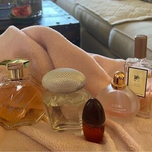 Elegant Women's Fragrance Set 5 +